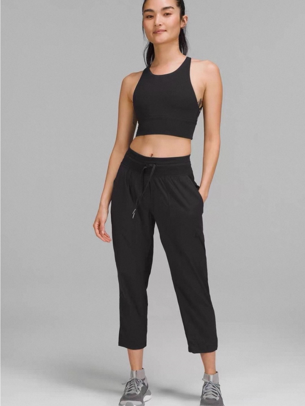 lululemon dance studio athletica Olive Cropped Drawstring pants,SZ M,NEW - Picture 2 of 11